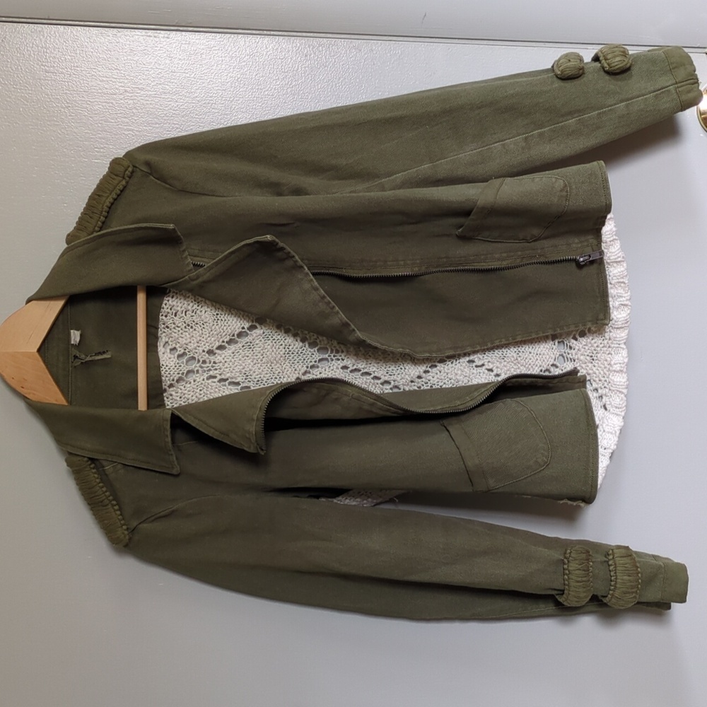 BLACK SWAN Green Military Cream Crochet Jacket M